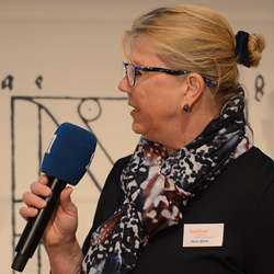 Vizepräsidentin Doris Wirth